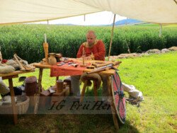 Ein fränkischer Knochenschnitzer 2019 Woppenroth