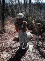 der Müller an der Ruine der Mühle der Müller