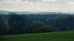 Die Berge am Horizont kaum zu erkennen, sind im Hunsrück/EIfel Sicht bis zum Hunsrück/Eifel